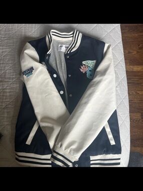 Stranger Things Jacket Hawkins High School Justice Varsity Youth Girls Medium 10